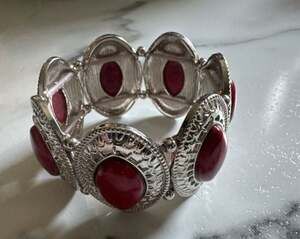 Vintage Style Silver Tone Elasticated Cuff Bracelet with Red Cabochons